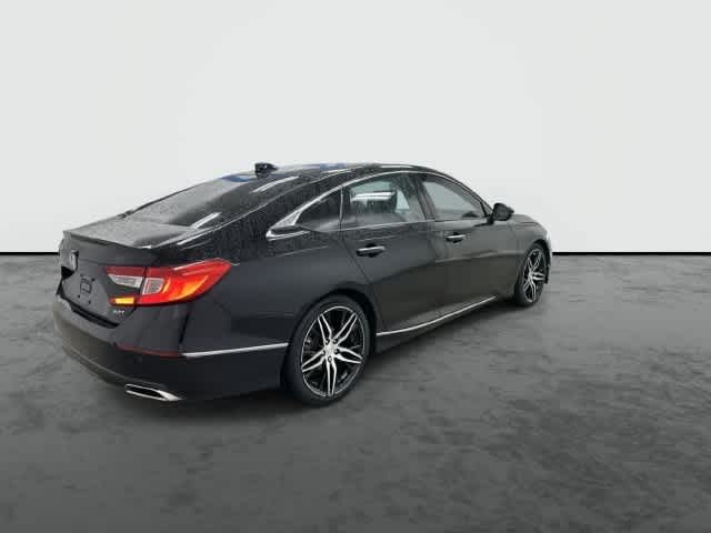 2022 Honda Accord photo 4 of 33