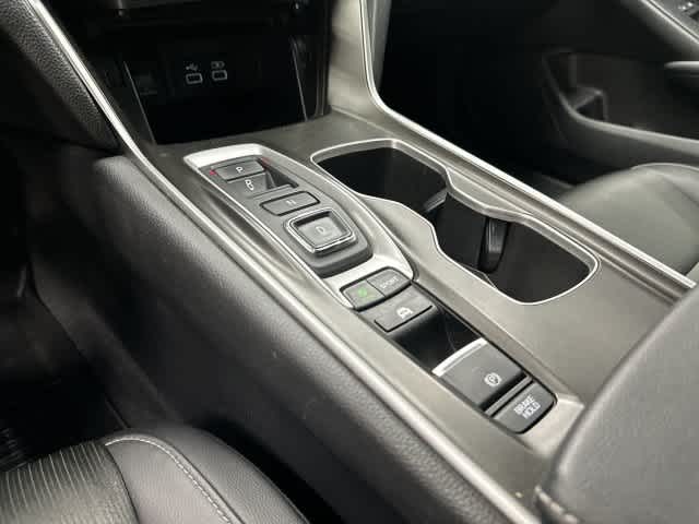 2022 Honda Accord Hybrid photo 24 of 31