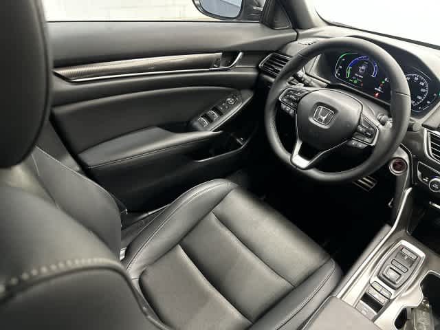 2022 Honda Accord Hybrid photo 12 of 31