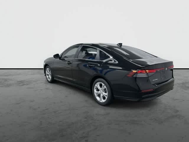 2026 Honda Accord photo 2 of 31