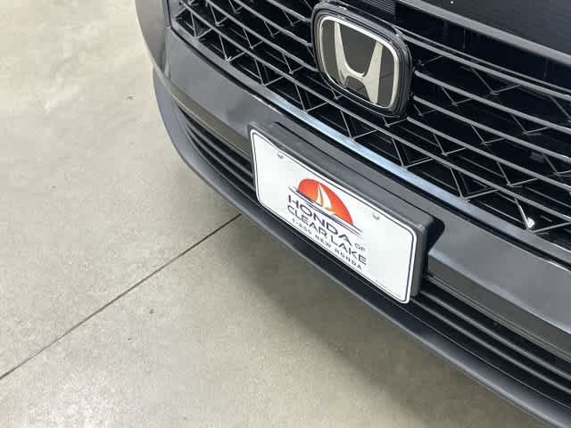 2026 Honda Accord photo 29 of 31