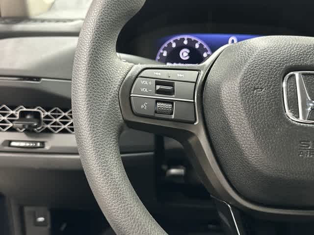 2026 Honda Accord photo 17 of 31