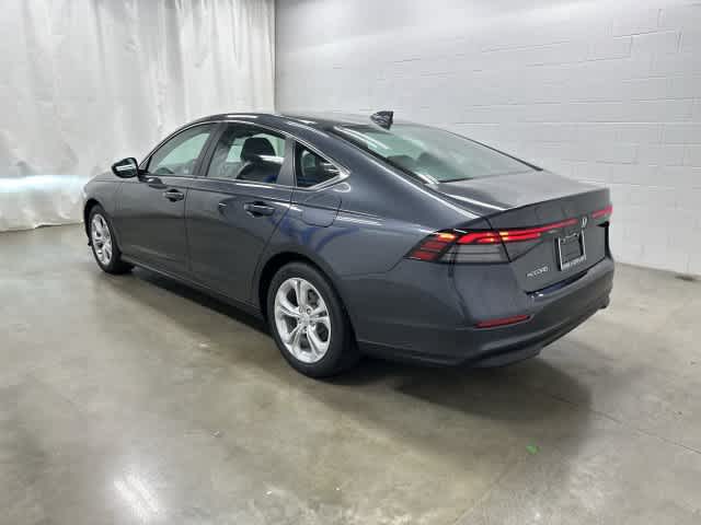 2026 Honda Accord photo 2 of 31
