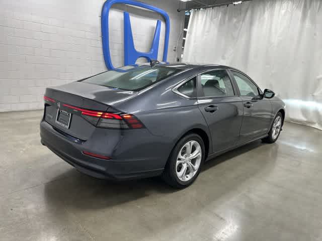 2026 Honda Accord photo 3 of 31