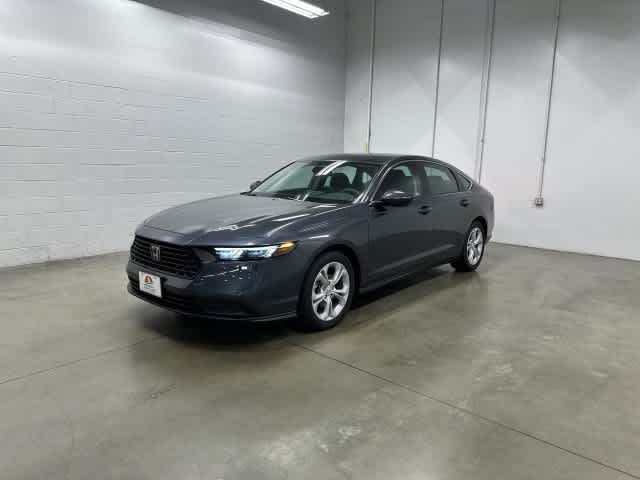 2026 Honda Accord photo 7 of 31