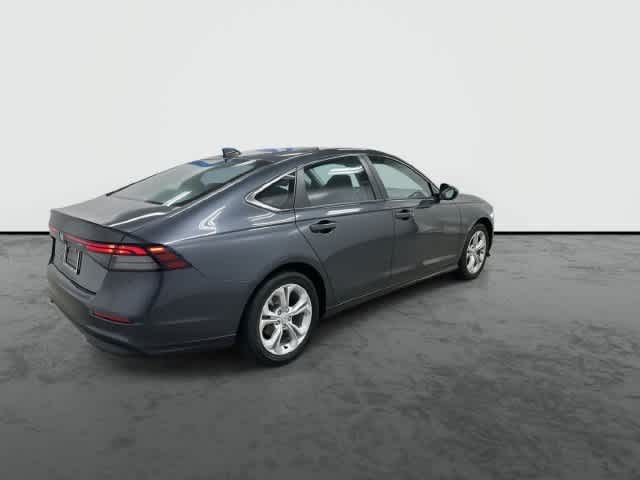 2026 Honda Accord photo 4 of 31