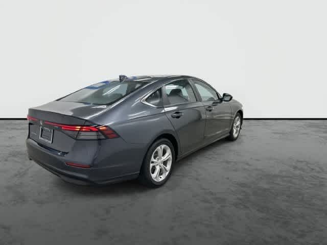 2026 Honda Accord photo 3 of 31