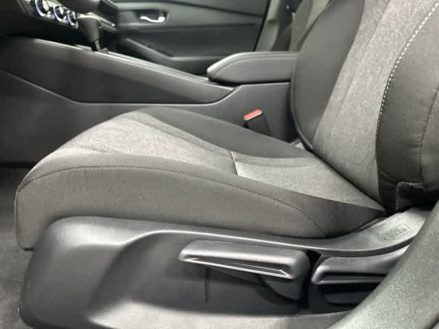 2026 Honda Accord photo 25 of 31