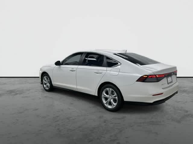 2026 Honda Accord photo 9 of 31