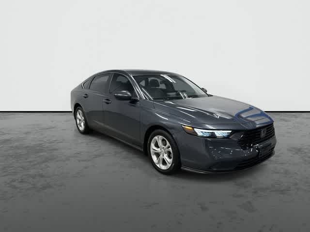 2024 Honda Accord photo 6 of 31