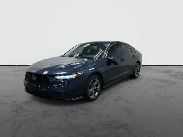 2023 Honda Accord photo 7 of 31