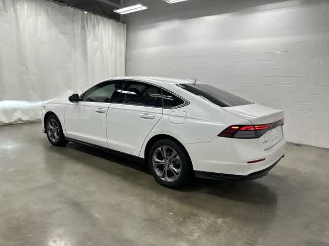 2024 Honda Accord photo 9 of 31