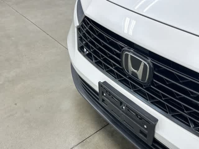 2024 Honda Accord photo 29 of 31