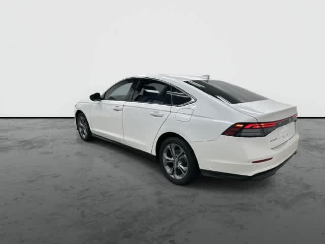 2024 Honda Accord photo 2 of 31