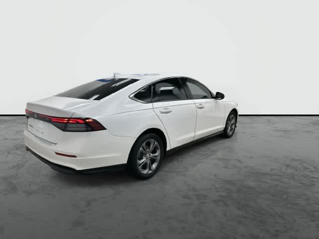 2024 Honda Accord photo 3 of 31