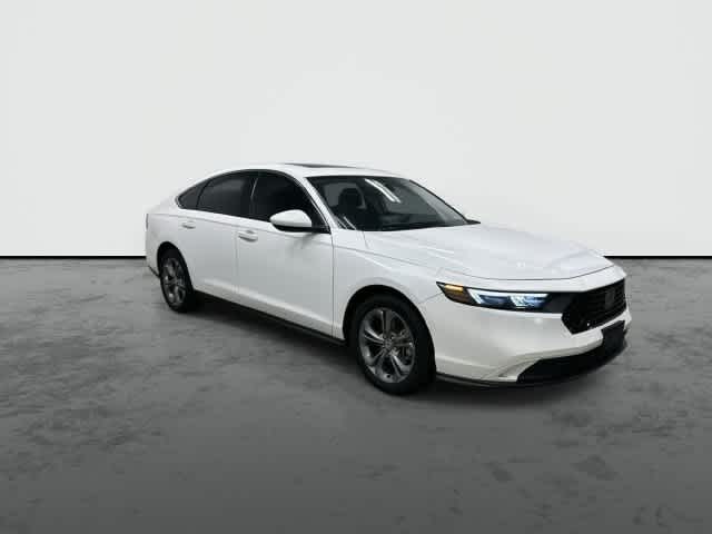 2024 Honda Accord photo 5 of 31