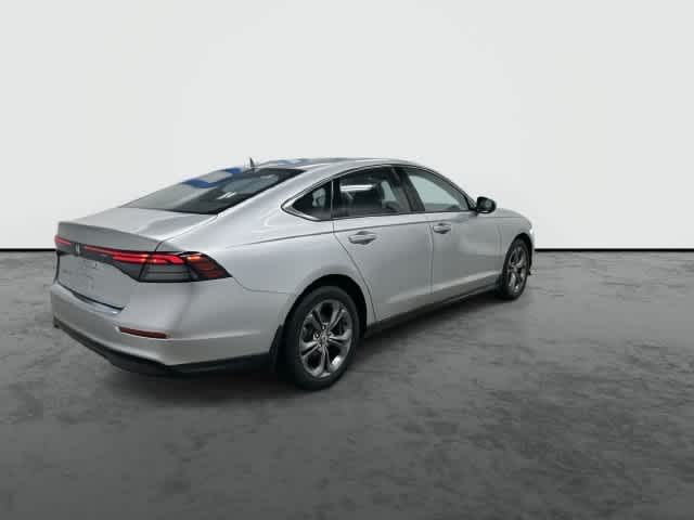 2024 Honda Accord photo 4 of 31