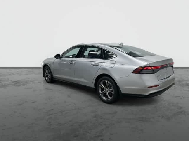 2024 Honda Accord photo 9 of 31