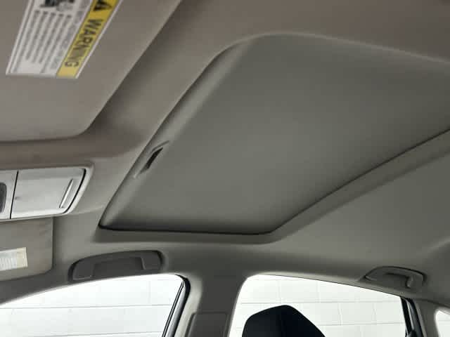 2024 Honda Accord photo 26 of 31