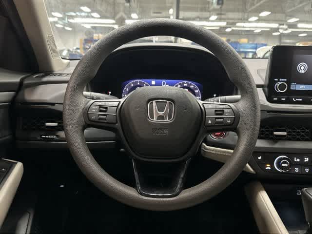 2024 Honda Accord photo 15 of 31