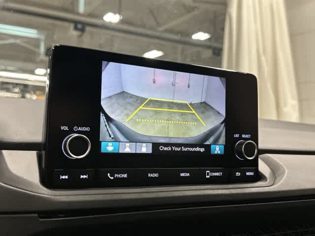 2024 Honda Accord photo 22 of 31