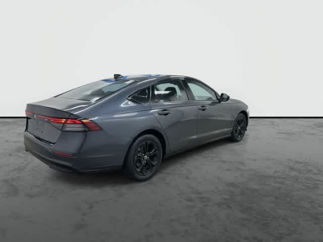 2025 Honda Accord photo 4 of 31
