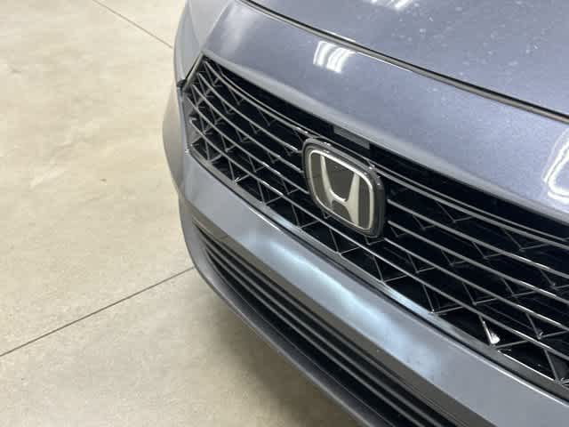 2025 Honda Accord photo 29 of 31