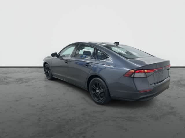 2025 Honda Accord photo 2 of 31