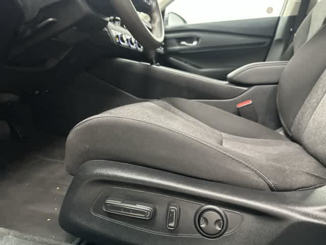 2025 Honda Accord photo 25 of 31