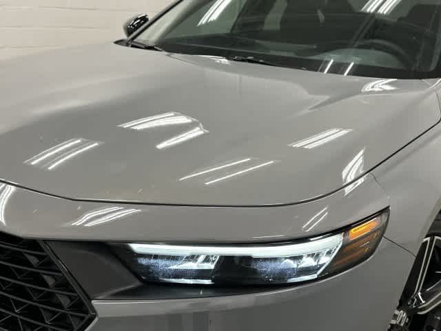 2025 Honda Accord Hybrid photo 30 of 31