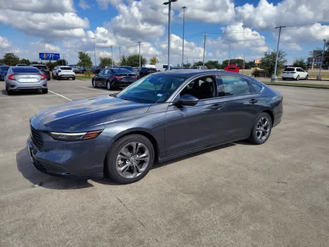 2024 Honda Accord Hybrid photo 2 of 5