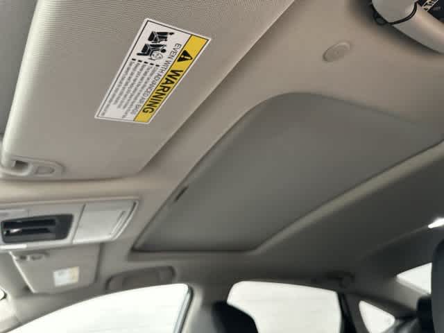 2023 Honda Accord Hybrid photo 26 of 31