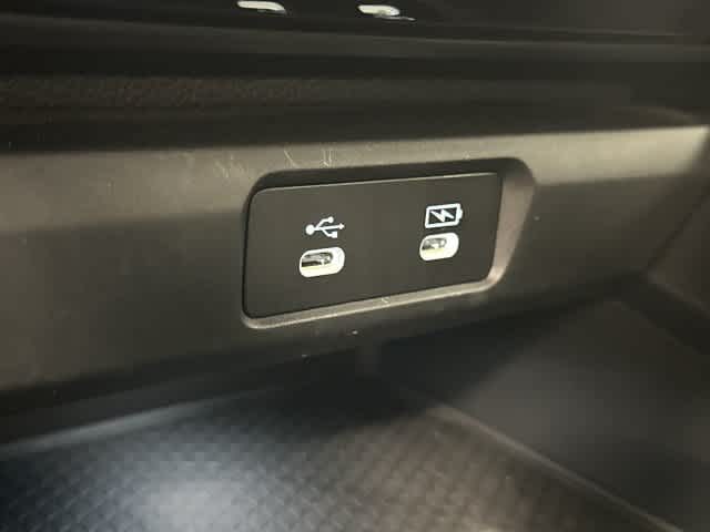 2023 Honda Accord Hybrid photo 24 of 31