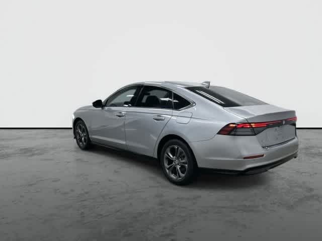 2023 Honda Accord Hybrid photo 9 of 31