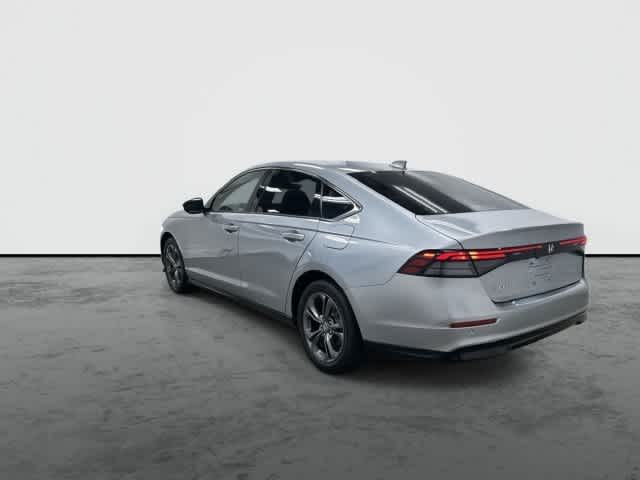 2023 Honda Accord Hybrid photo 2 of 31