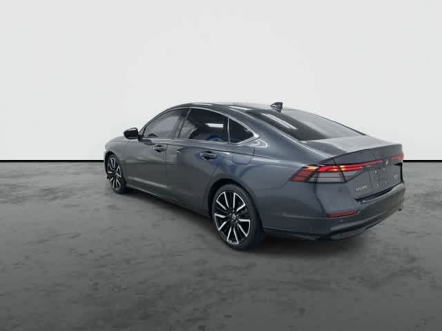 2025 Honda Accord Hybrid photo 2 of 32