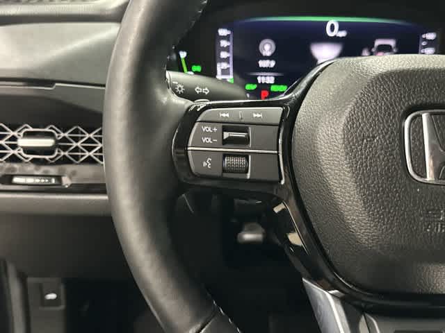 2025 Honda Accord Hybrid photo 17 of 32