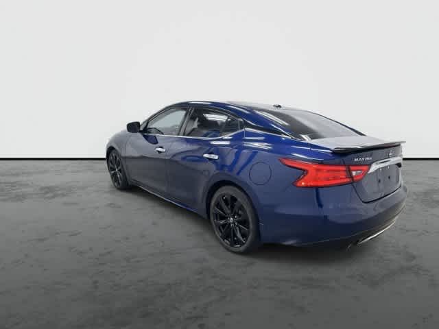 2017 Nissan Maxima photo 2 of 33