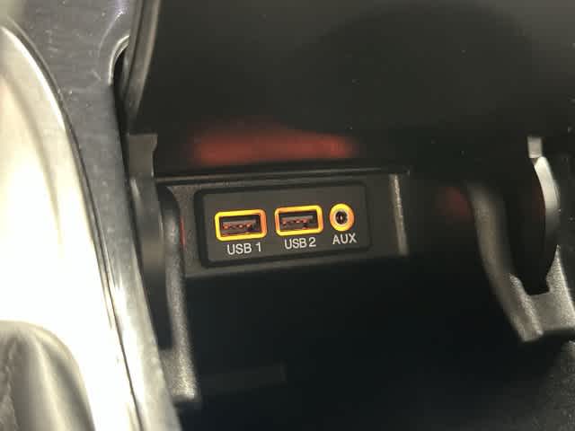 2017 Nissan Maxima photo 26 of 33