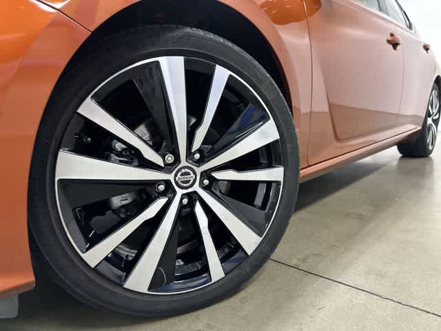 2022 Nissan Altima 2.0 SR Sunset Drift Chromaflair at Tomball Chrysler Dodge Jeep Ram