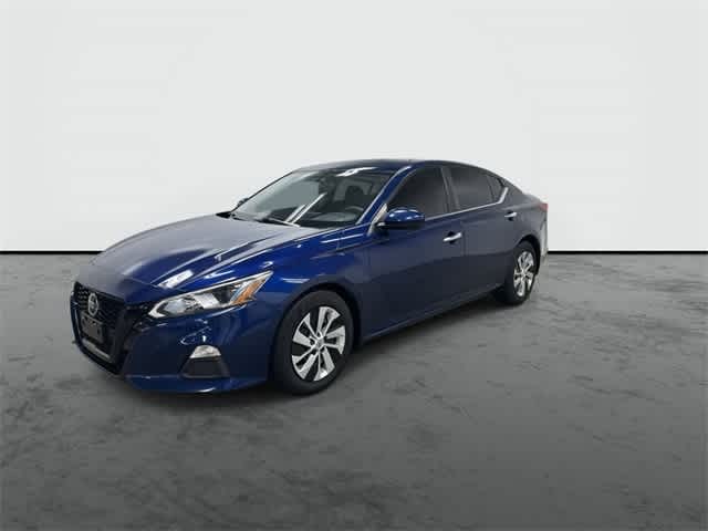 2019 Nissan Altima 2.5 S Deep Blue Pearl at Sterling McCall Nissan