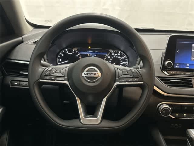 2019 Nissan Altima 2.5 S Deep Blue Pearl at Sterling McCall Nissan