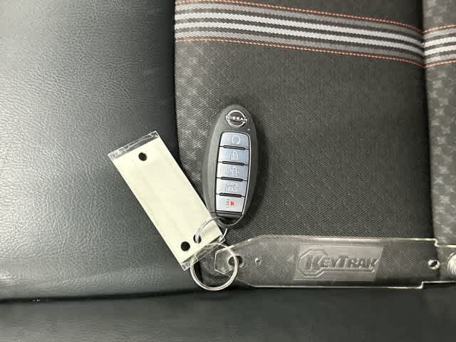 2025 Nissan Altima photo 32 of 32
