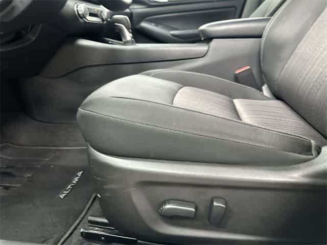 2024 Nissan Altima 2.5 SV Gun Metallic at Honda of Clear Lake