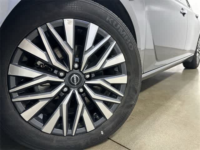 2024 Nissan Altima 2.5 SV Gun Metallic at Honda of Clear Lake