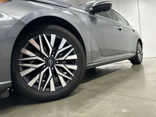 2024 Nissan Altima 2.5 SV Gun Metallic at Sterling McCall Nissan