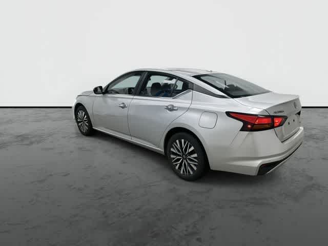 2024 Nissan Altima 2.5 SV Brilliant Silver Metallic at Friendly Ford Crosby