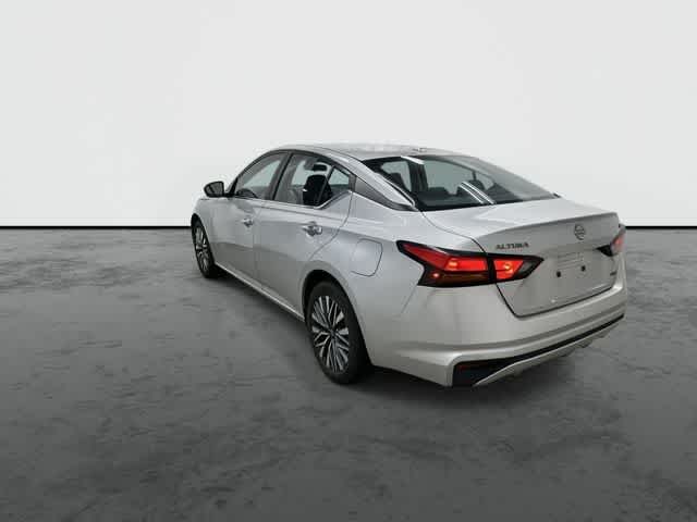 2024 Nissan Altima 2.5 SV Brilliant Silver Metallic at Friendly Ford Crosby