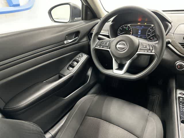 2024 Nissan Altima 2.5 SV Brilliant Silver Metallic at Friendly Ford Crosby