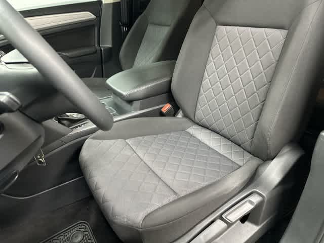 2018 Volkswagen Atlas photo 10 of 32